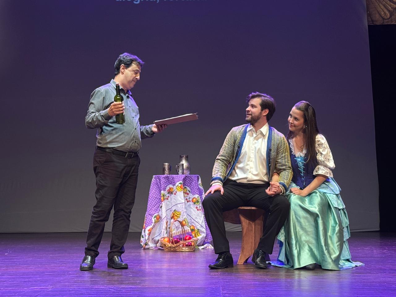 &Oacute;pera 04