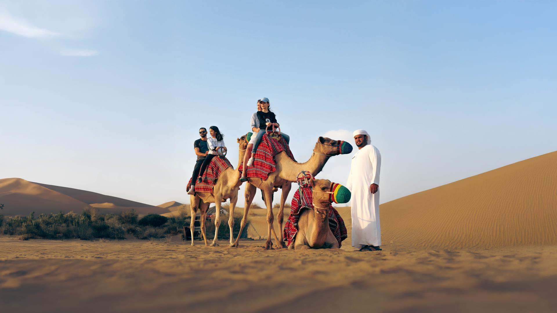 Platinum Desert Safari -  Camel ride (2)
