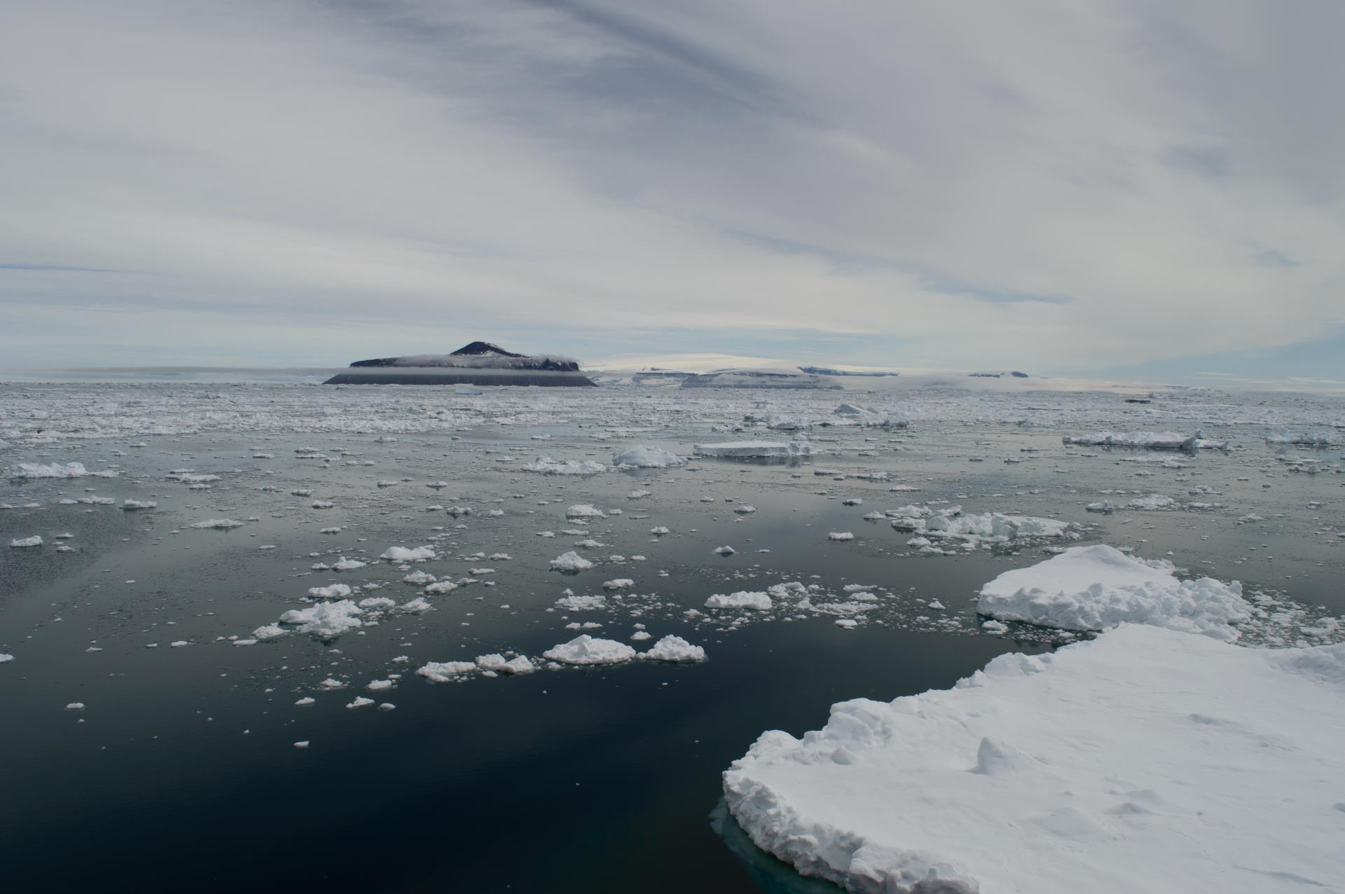 high-angle-shot-ice-floes-ocean