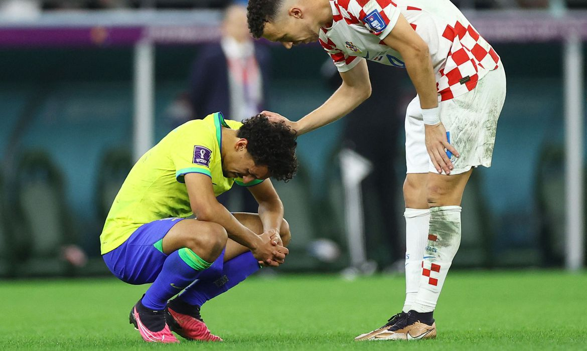 PÊNALTIS! BRASIL 1 (2 x 4) 1 CROÁCIA Copa do Mundo 2022 Quartas de final