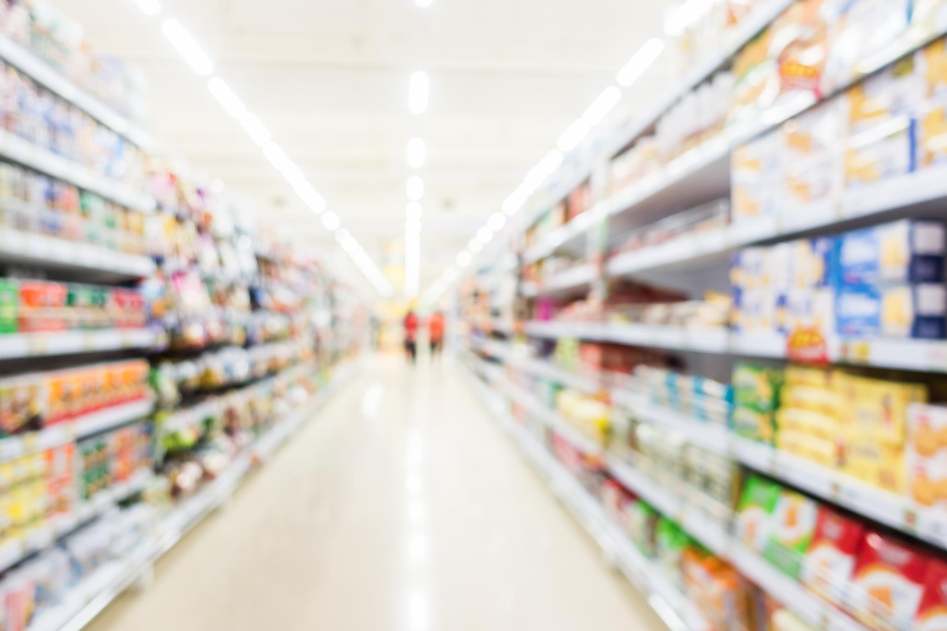 abstract-blur-supermarket-retail-store