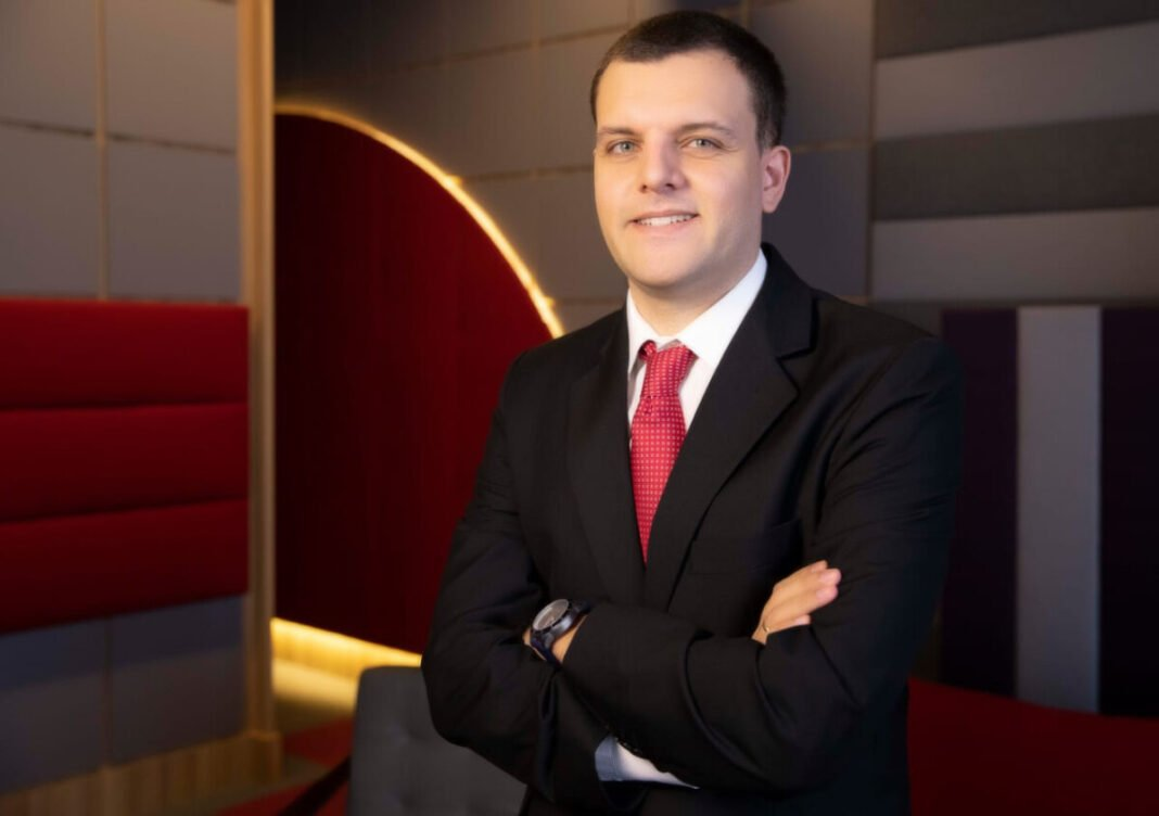 gabriel-couto-economista-do-santander-845051-article