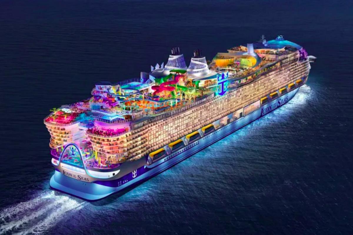 1_icon_of_the_seas2-29046751