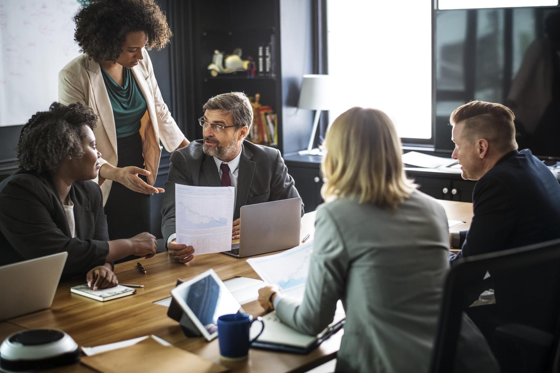 business-people-meeting