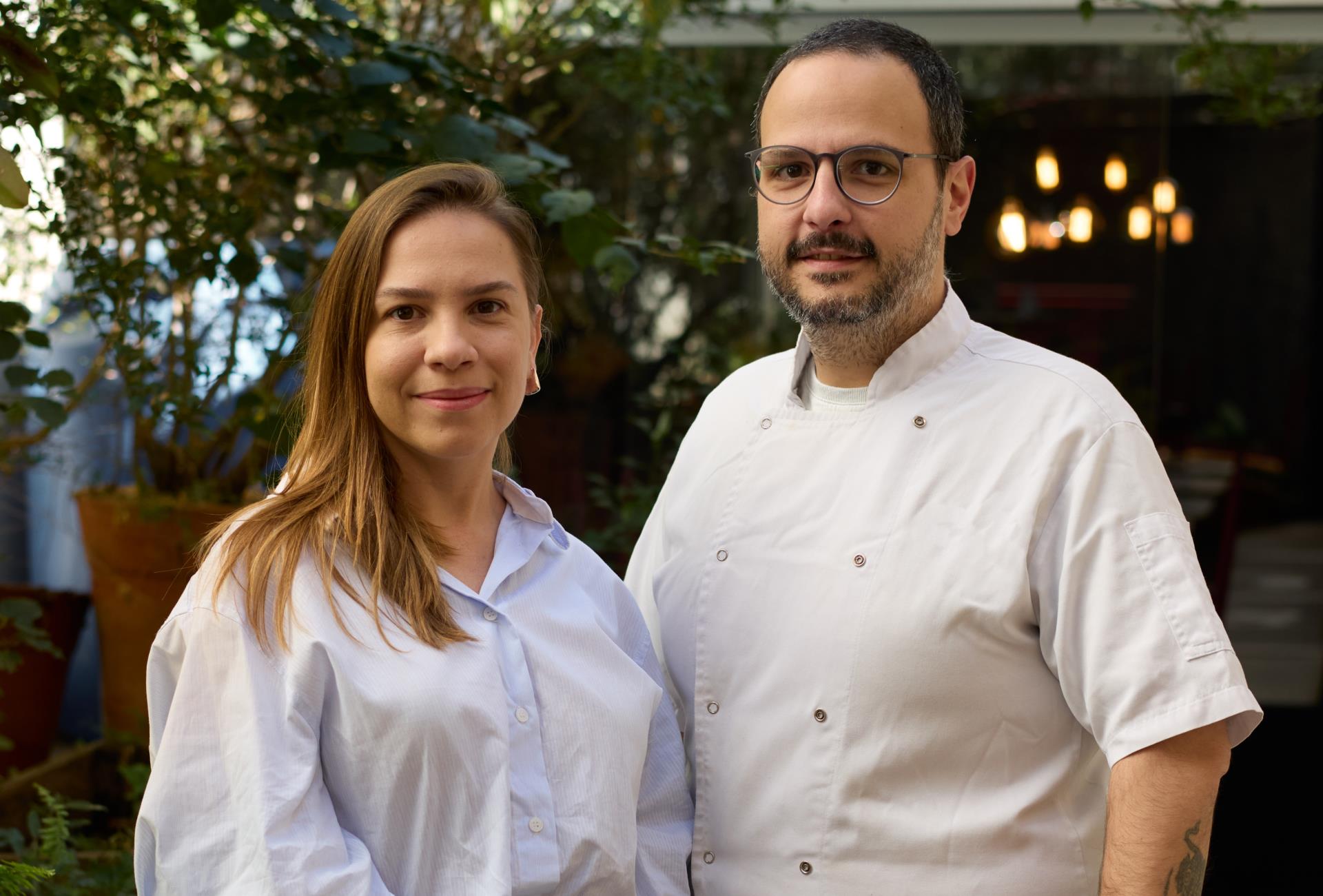 B&aacute;rbara Camargo e Victor Dimitrow, s&oacute;cios do Pet&iacute;.  Foto_ Est&uacute;dio em Obra