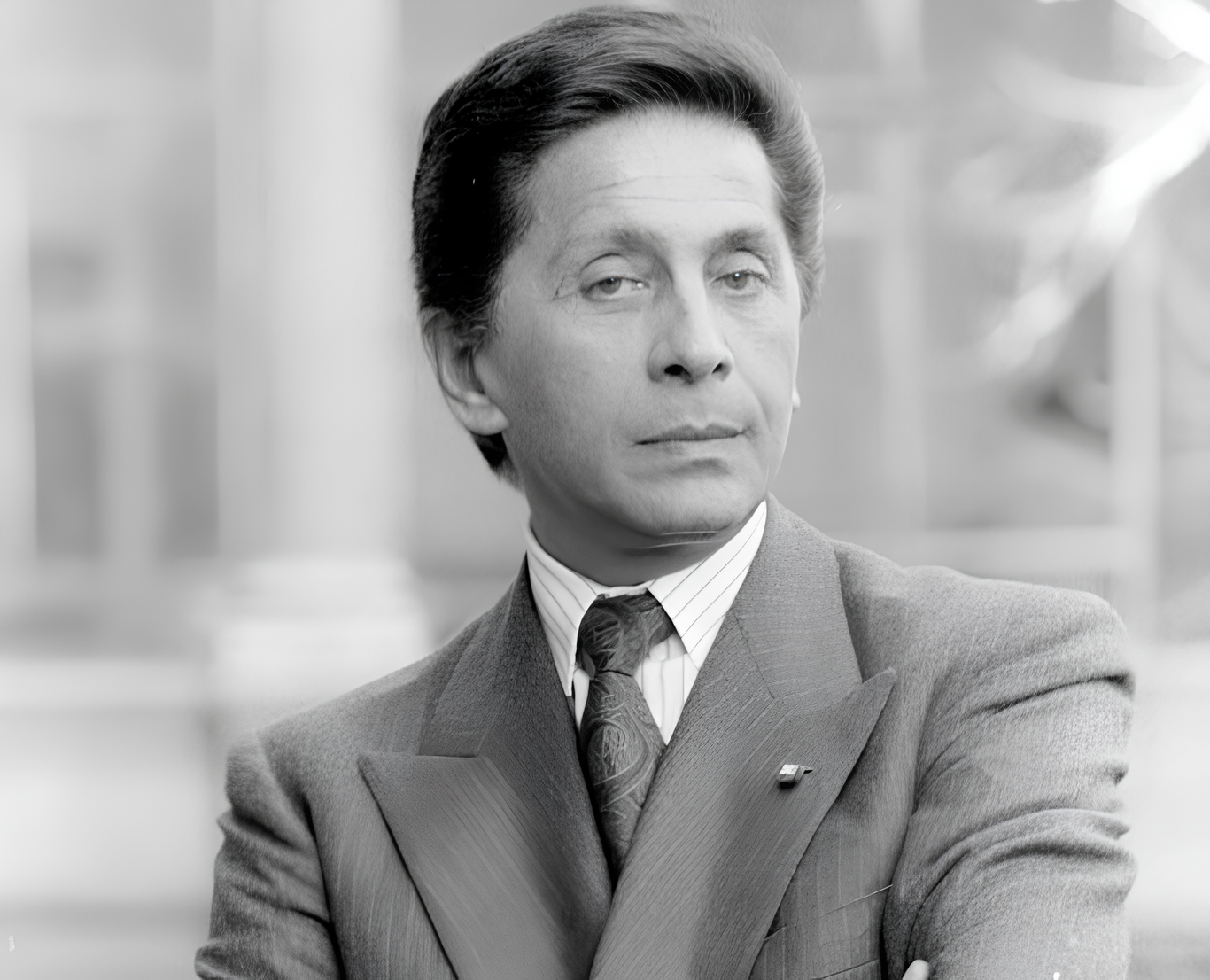 valentino-garavani-interna-683x1024