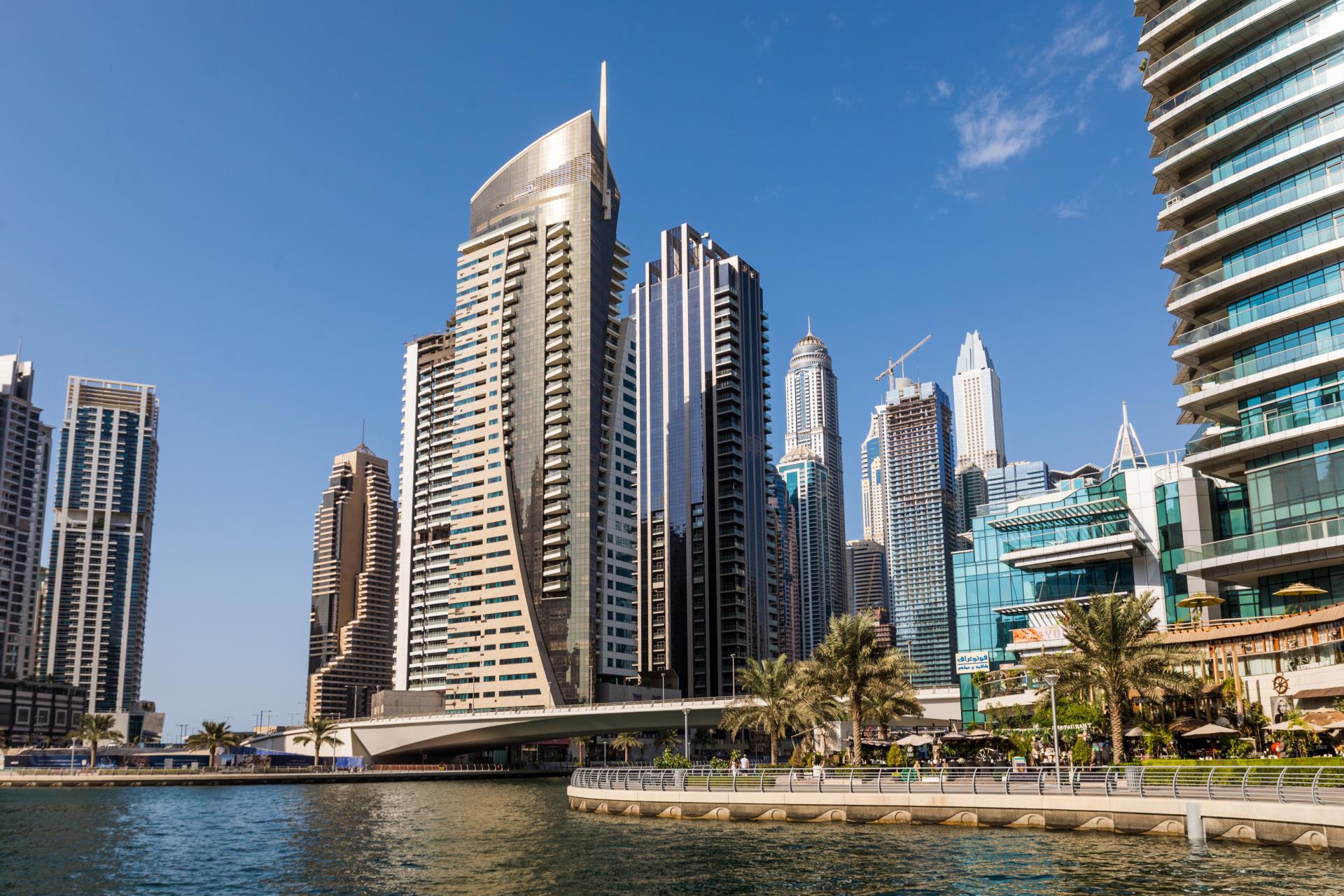 modetn-city-luxury-center-dubai-united-arab-emirates
