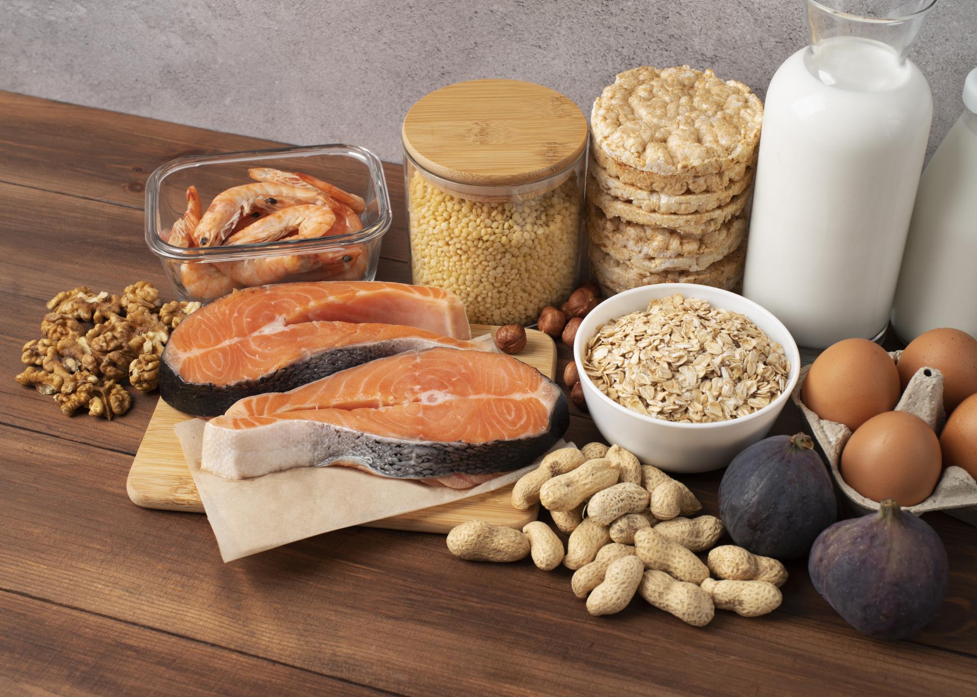 assortment-food-that-can-cause-allergic-reaction-people