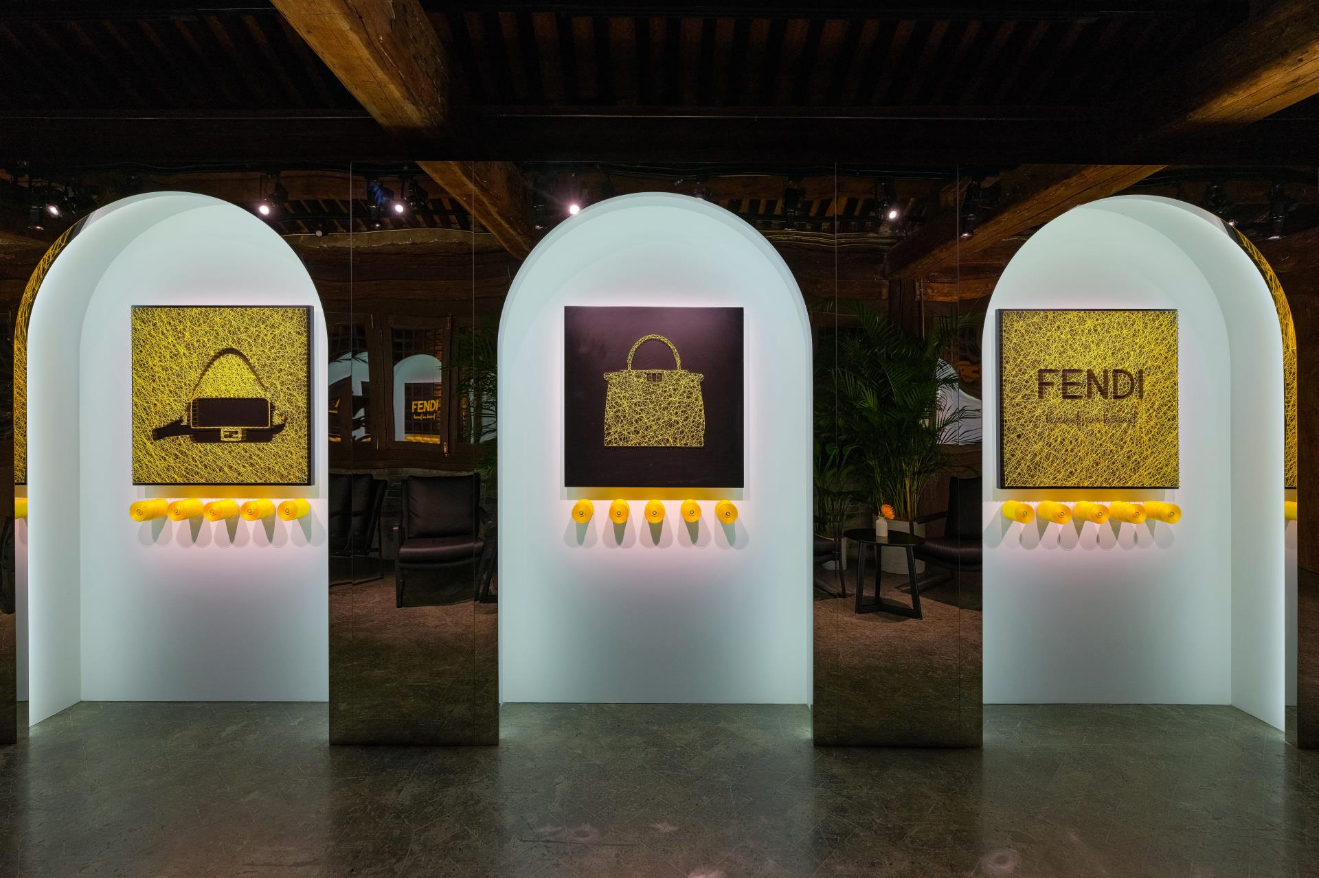 Exposição 'hand in hand' da Fendi chega às mãos de artesãos da China