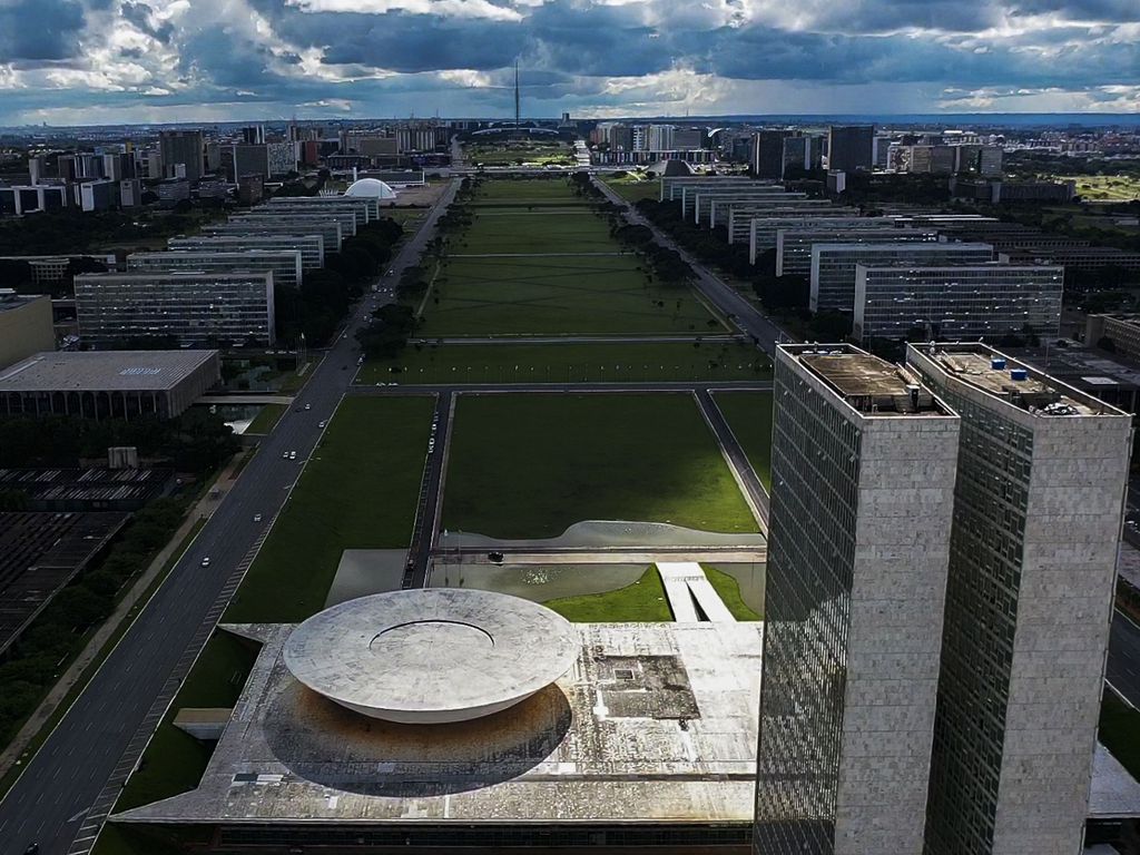 brasilia_60_anos_esplanada_aerea_0420202404_2