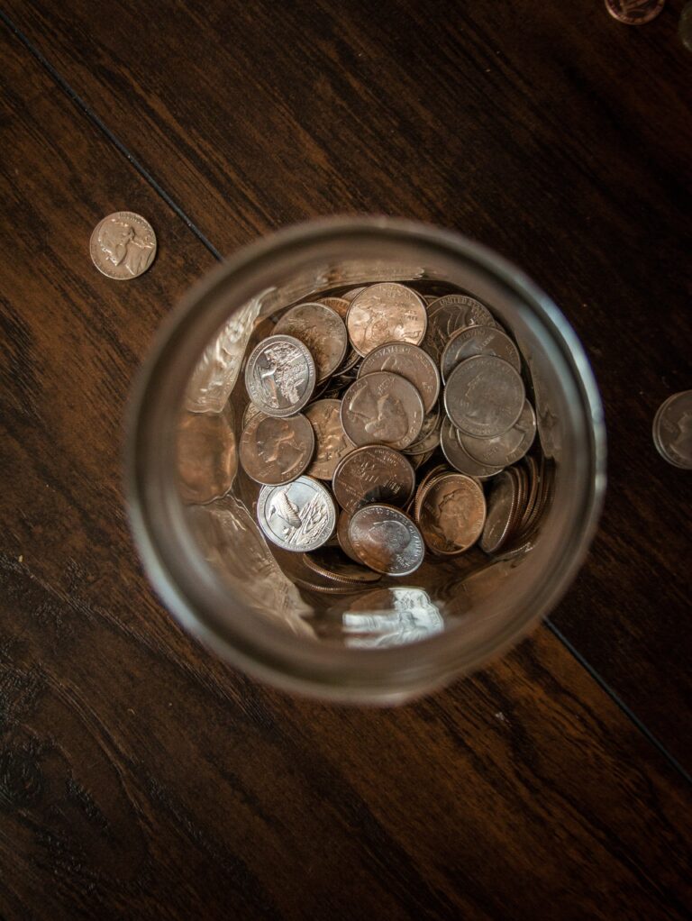 5 - Moedinha de 50 centavos como gorjeta, Nada disso. Pague uma cerveja aos funcionários do pub