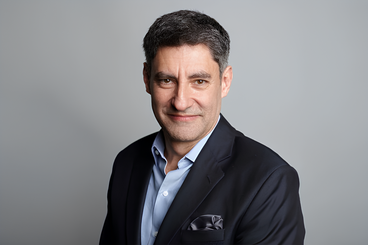 Jo&atilde;o Bortone, diretor-geral