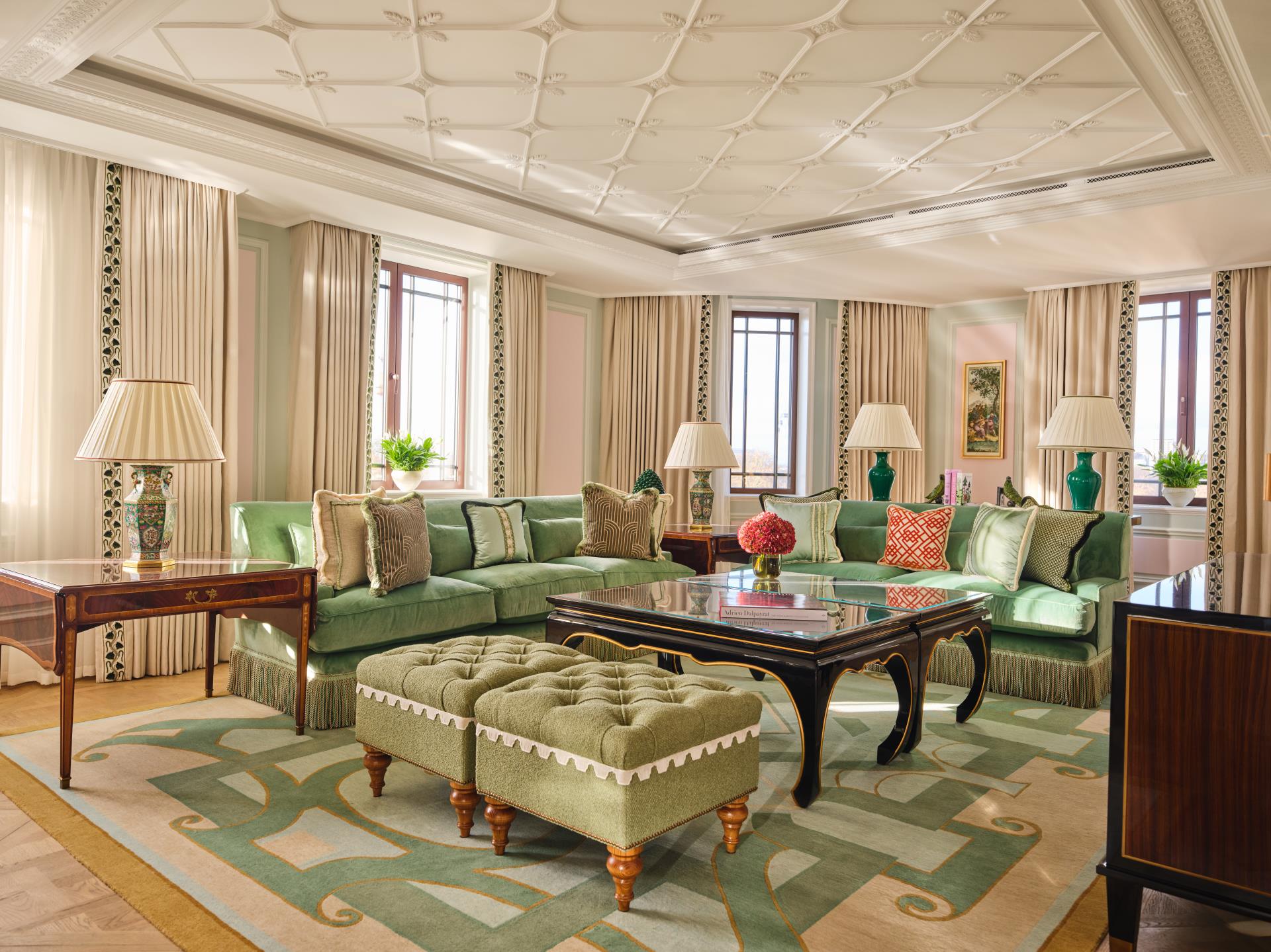 The Dorchester_Royal Suite_Living Room_Detail_Dorchester Collection (4)