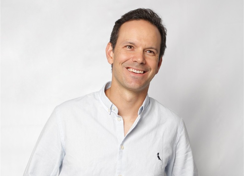 Santander Brasil, Mario Le&atilde;o