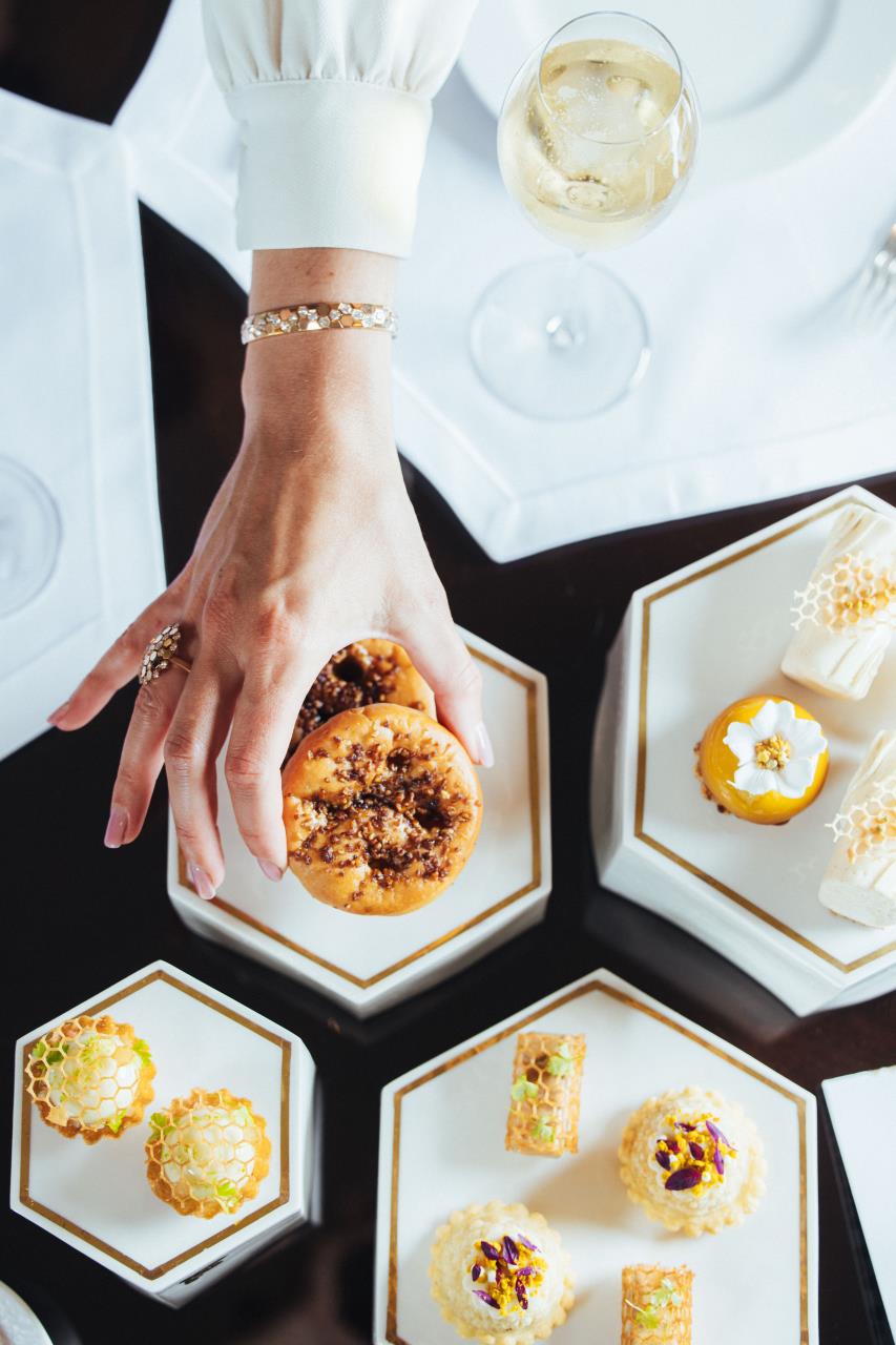 AfternoonTea_Chaumet_ThePeninsulaParis_(c)AgencePancake (11)