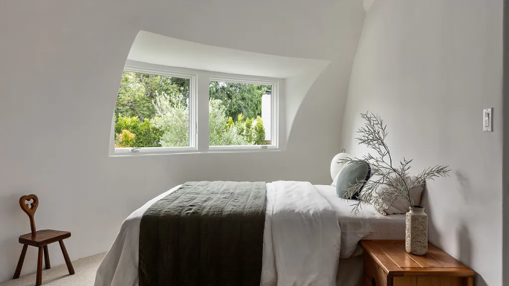 1097-South-Los-Robles-Avenue_Bedroom
