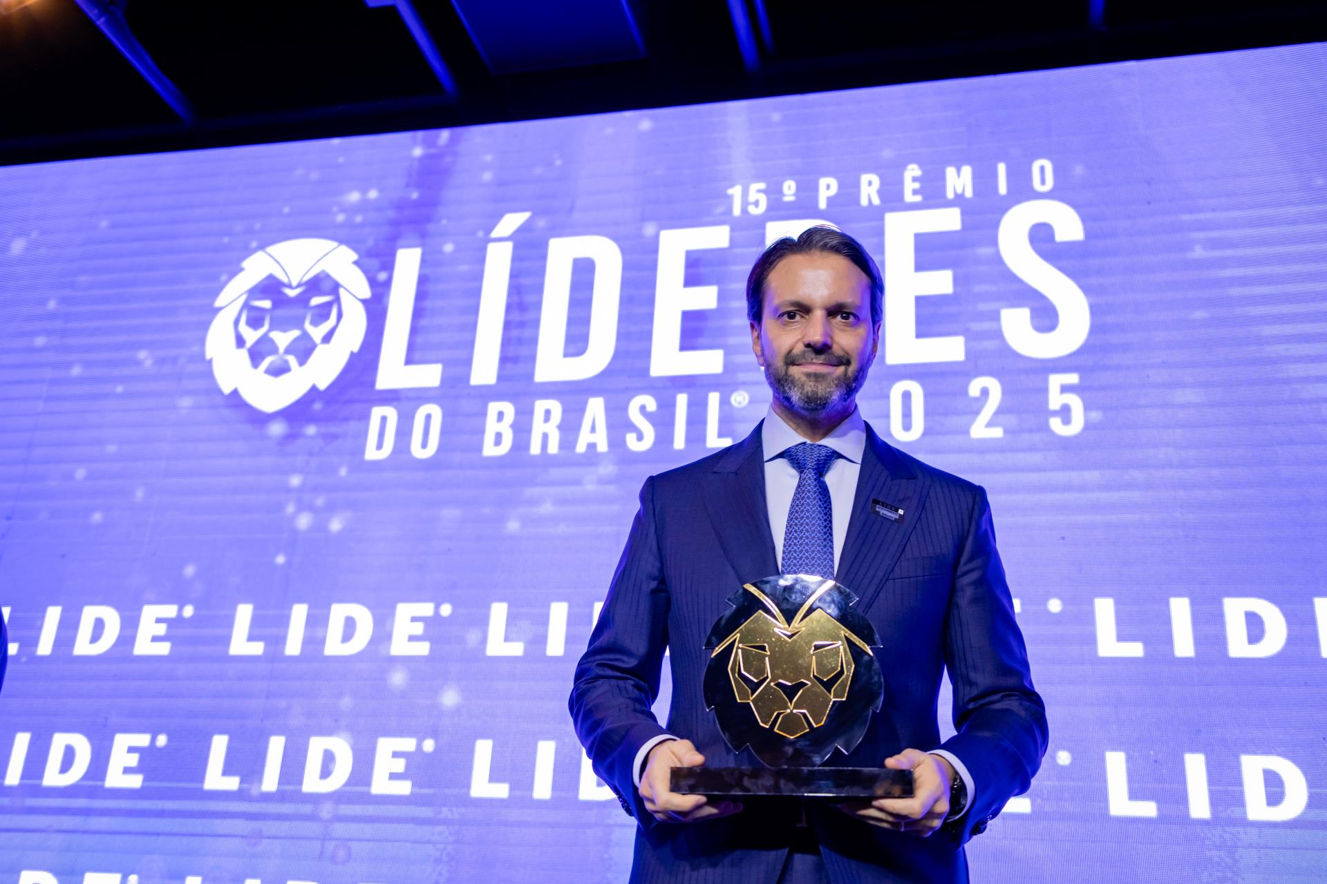 PREMIO LIDERES 2025-  300 DPI-867
