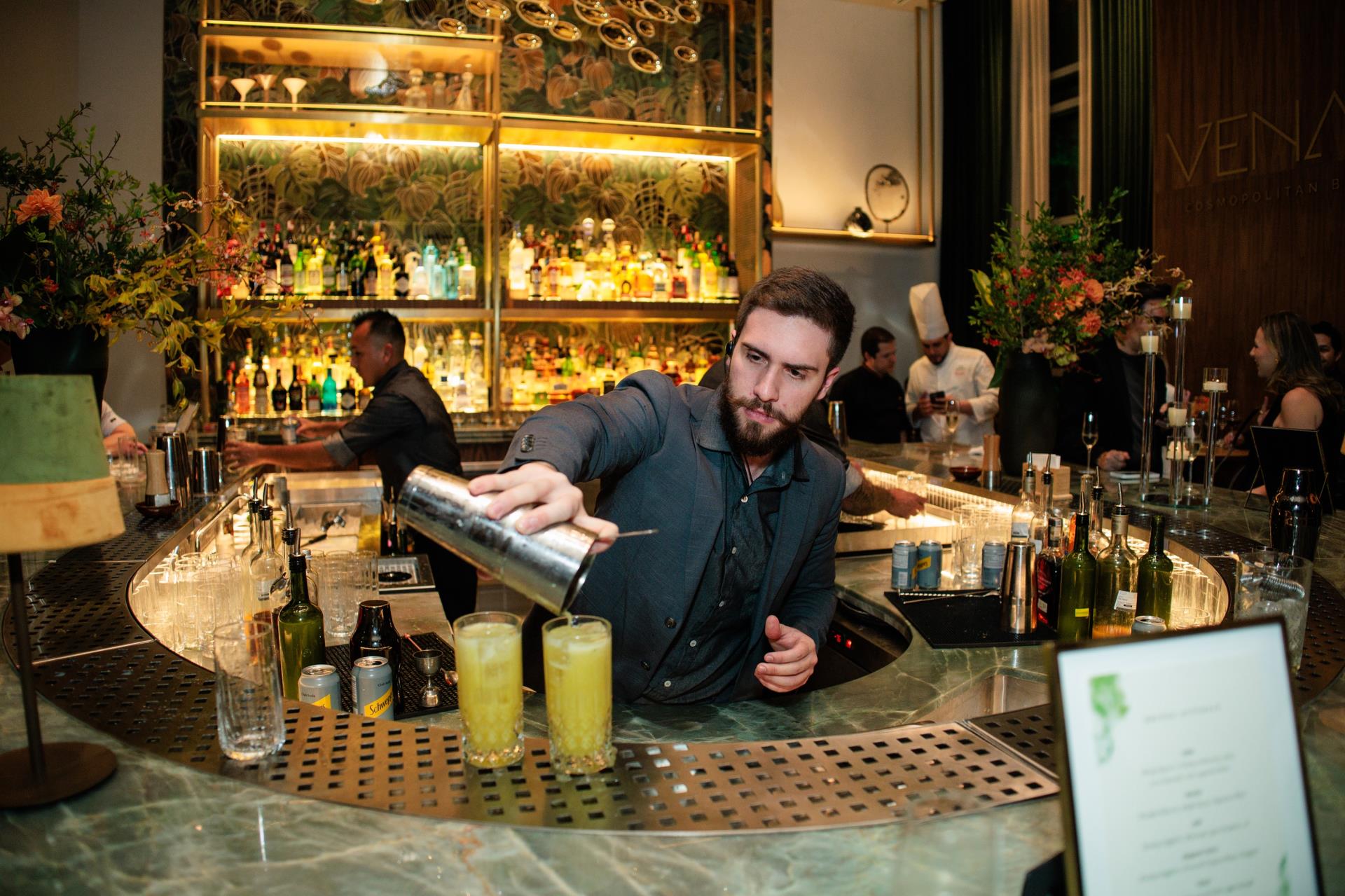Vena Cosmopolitan Bar