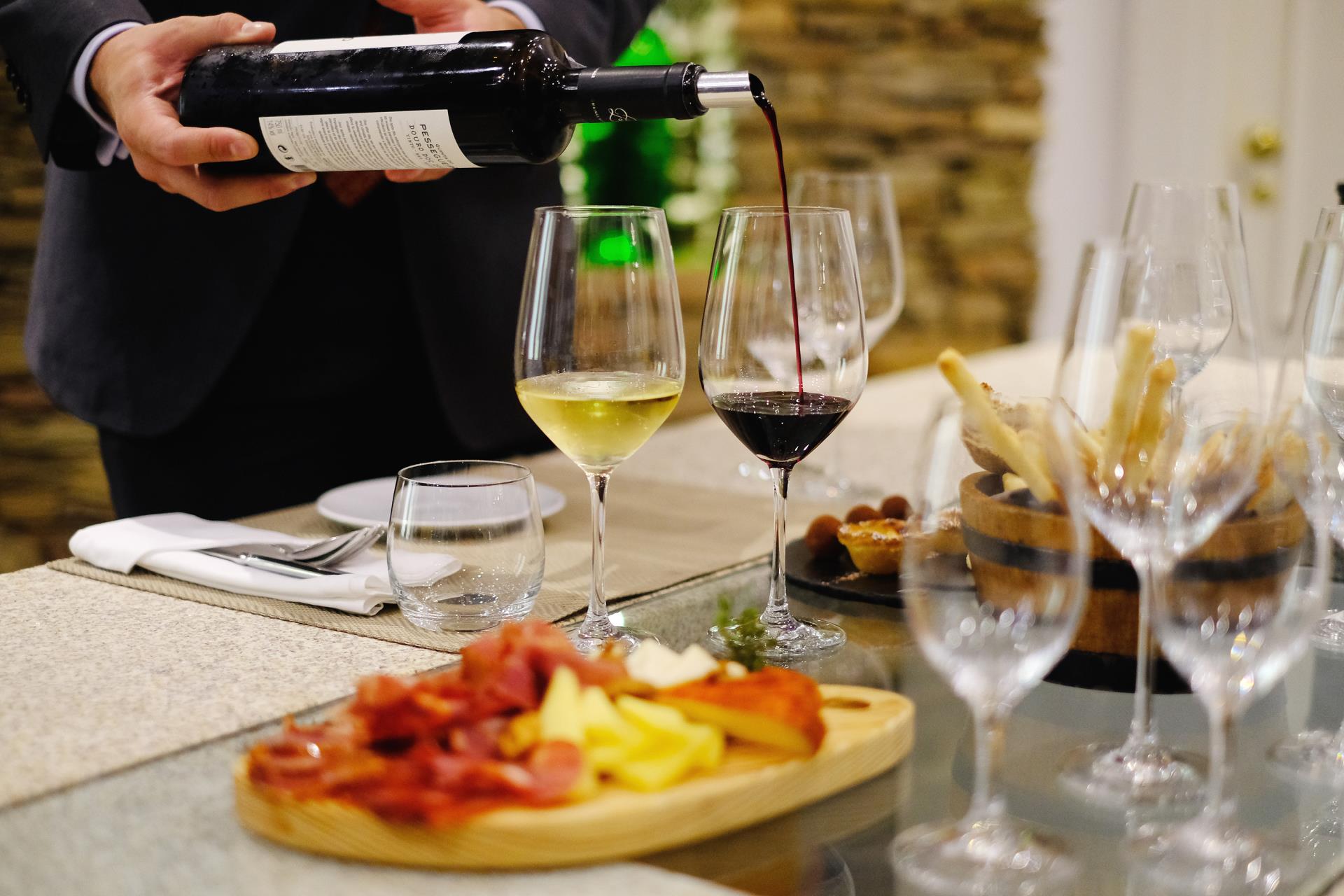 The Yeatman Hotel - Porto - Masterclass in the Wine Cellar