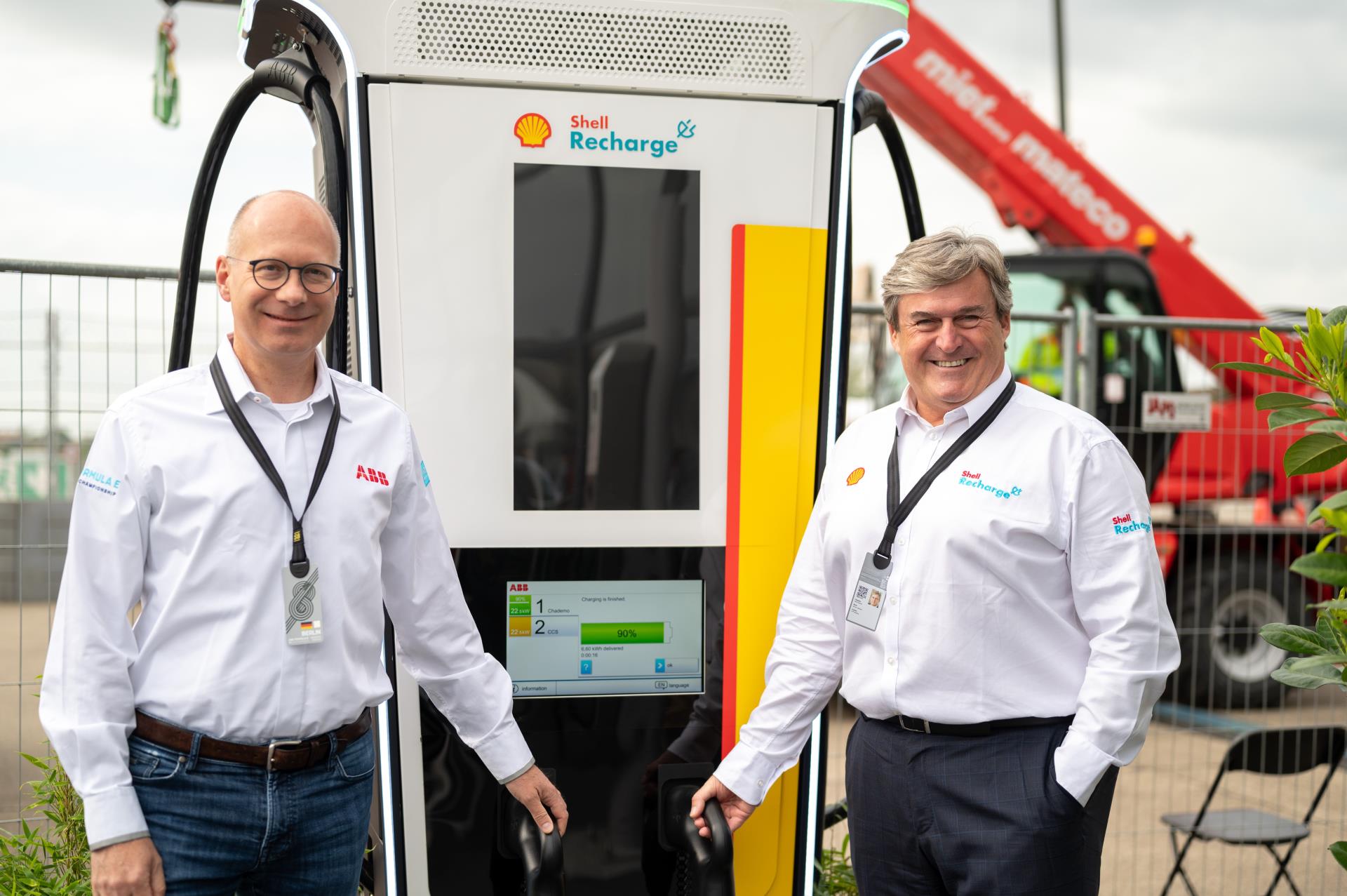 ABB_and_Shell_to_launch_first_nationwide_network_of_worlds_fastest_EV_charger_in_Germany