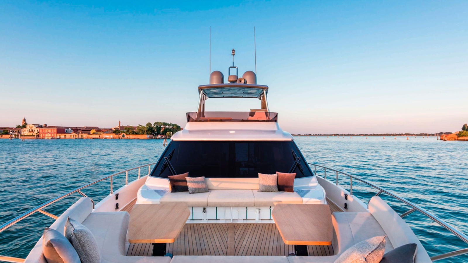 WhatsApp Image 2025-12-08 at 17.02.05 (1)