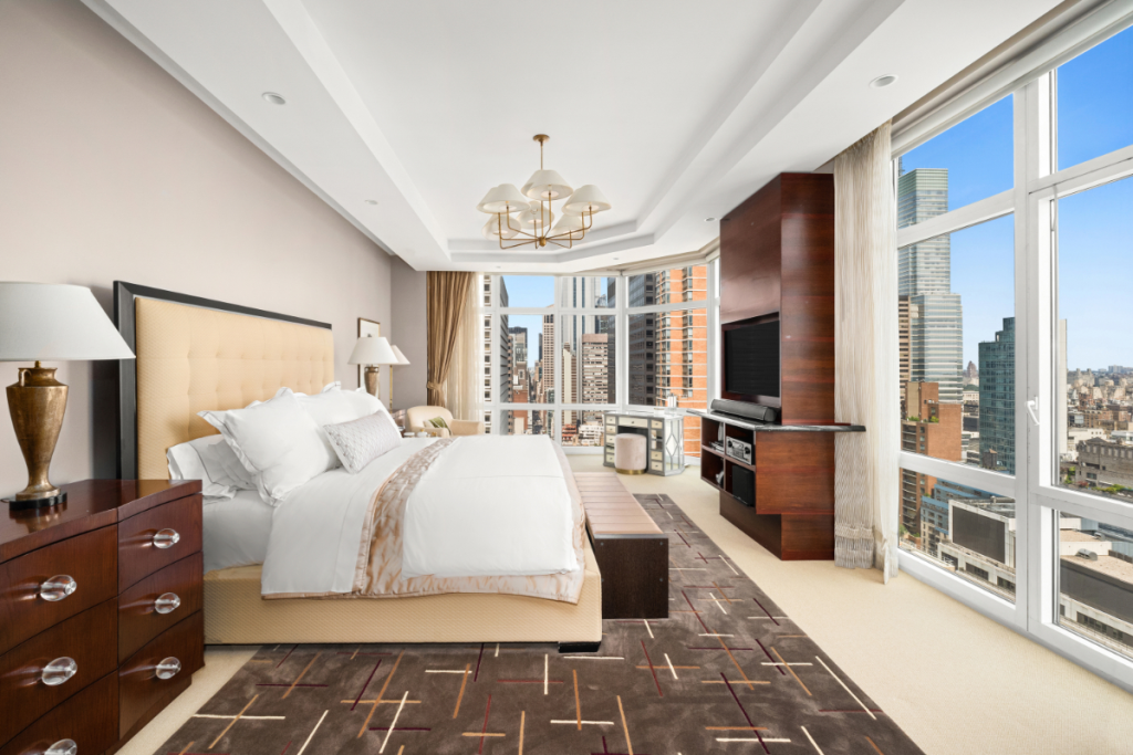 Wolf-of-Wall-Street-Apartment7