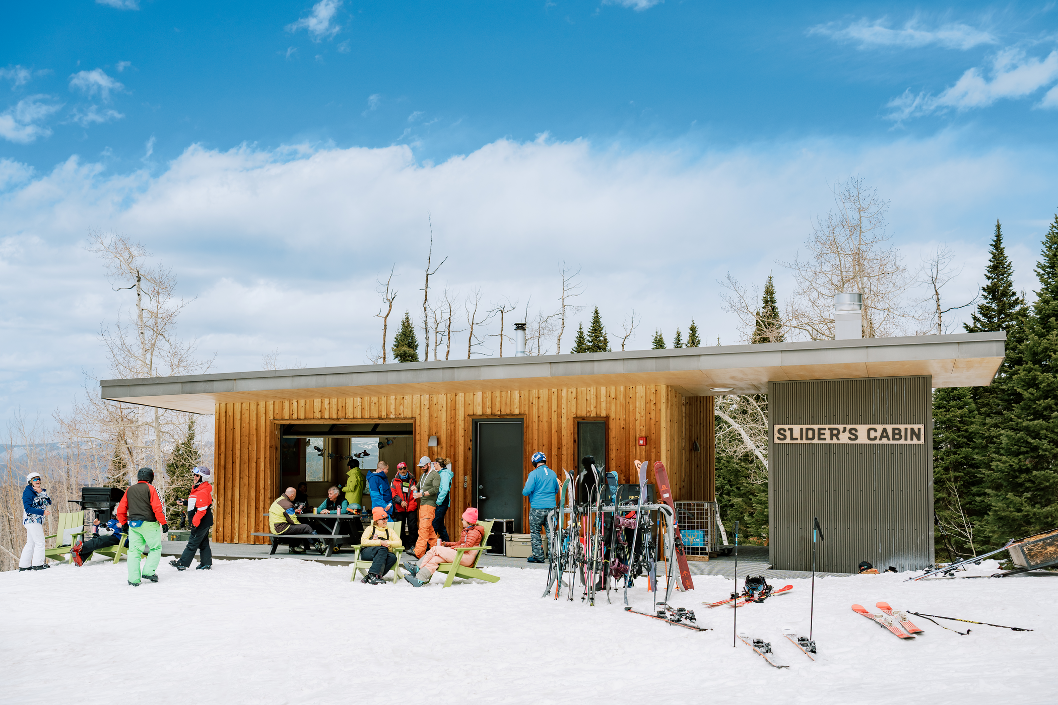 Snowmass_Winter_party_apres_slider_cabin_spring_Tamara_Susa_2025-07534.noexp-2100x1400-6bab2127-9584-43d6-940a-884597a22cd5