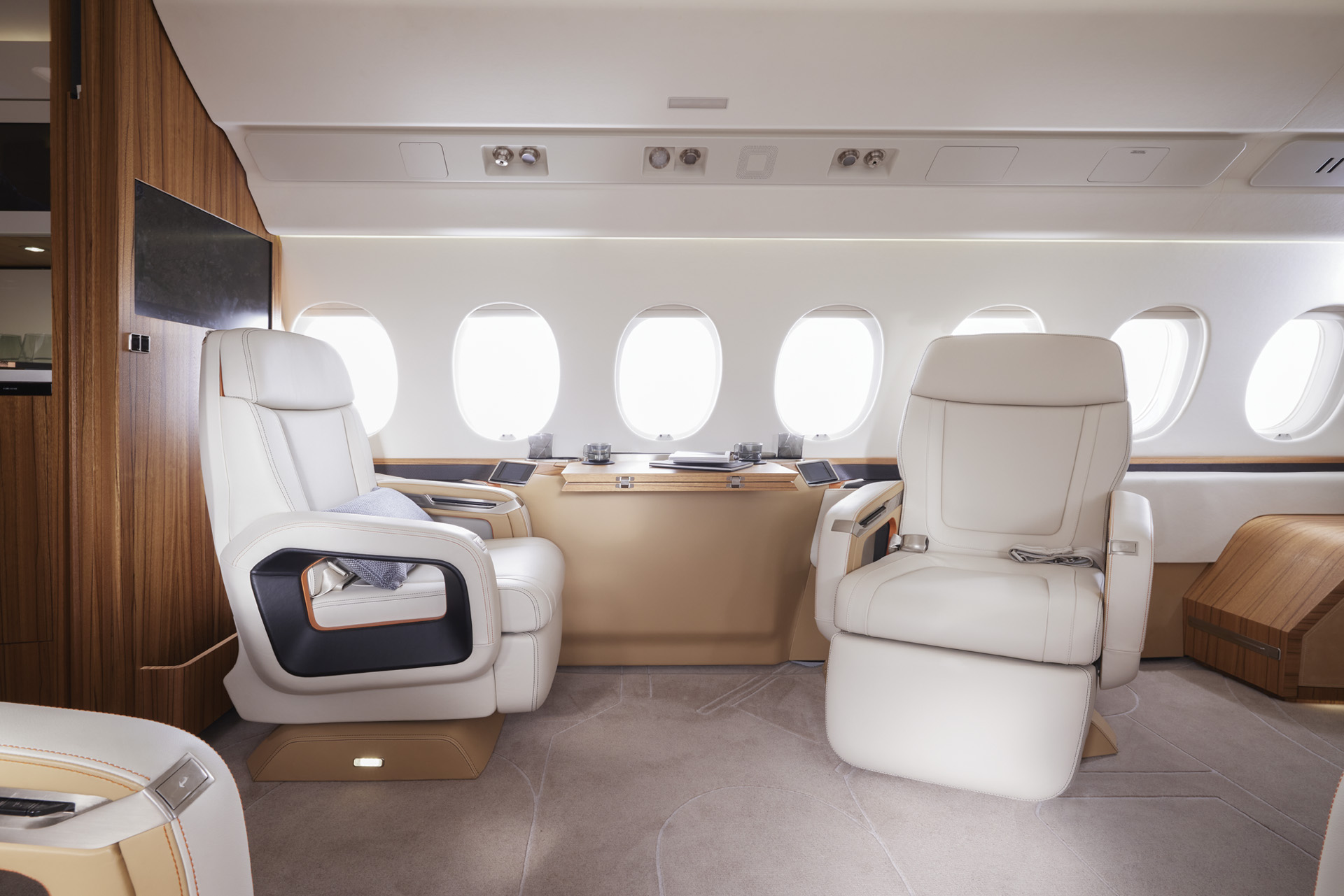 M_03_01_Falcon6X_0241