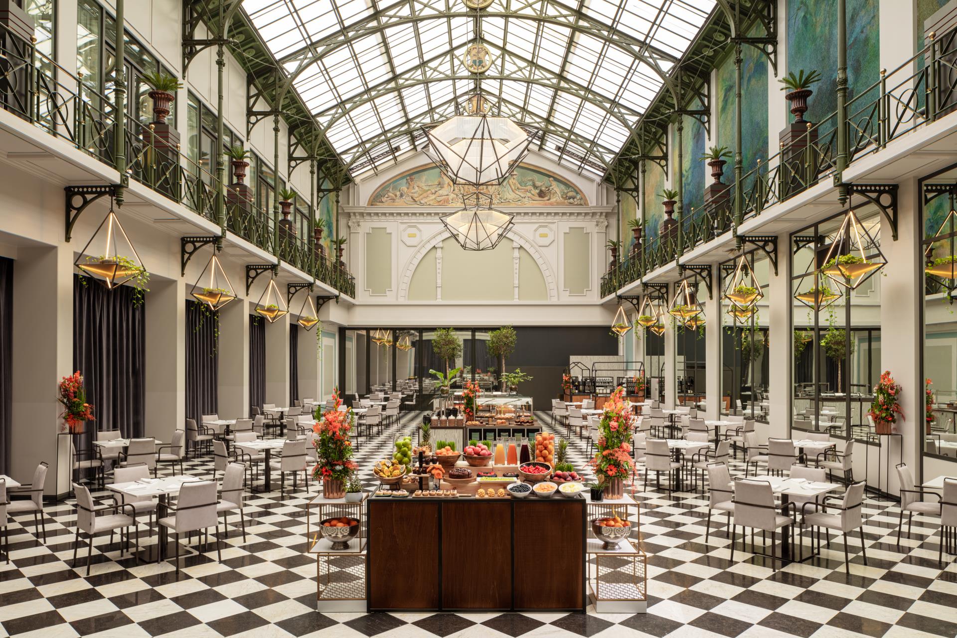 Anantara_Grand_Hotel_Krasnapolsky_Amsterdam_breakfast_Wintergarden_Hero
