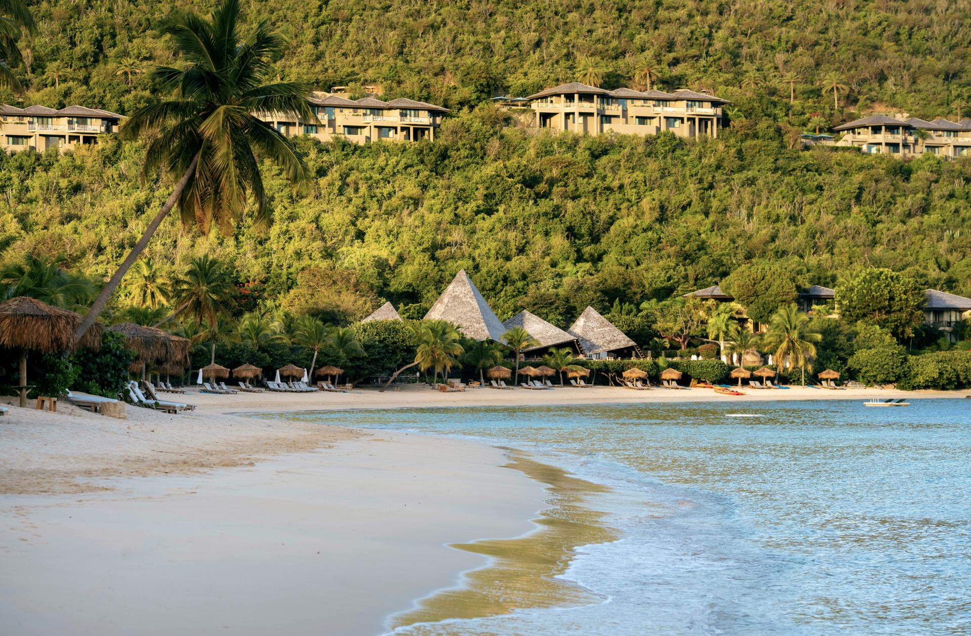 RWLDB_Facilities_Exteriors_BeachOverview_33-44FD7B1B-518E-4429-831AC095B02F43CF