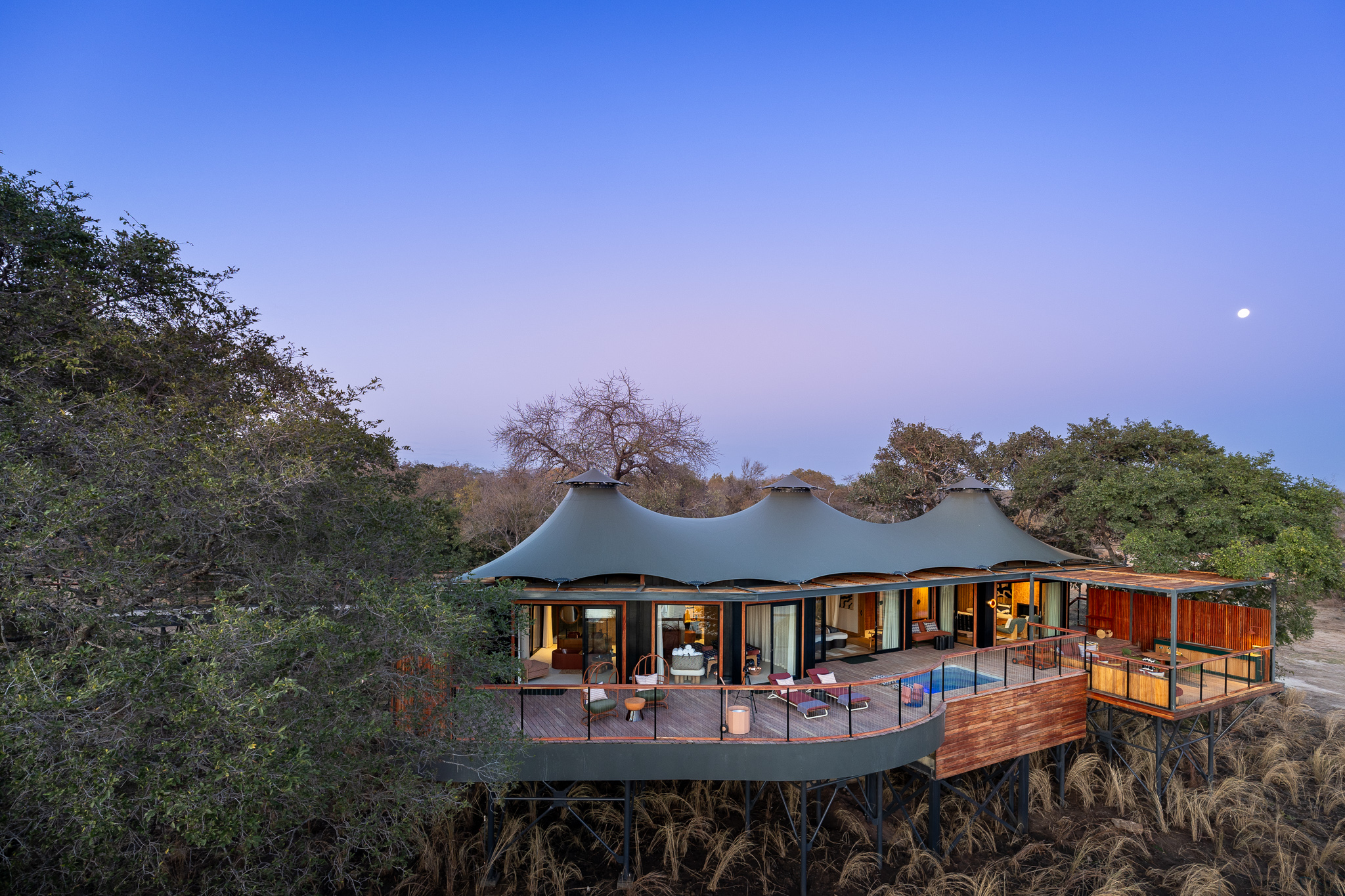 674931-Anantara_Kafue_River_Tented_Camp_Tent_Exterior_Sunset_View-bbf594-original-1779255720