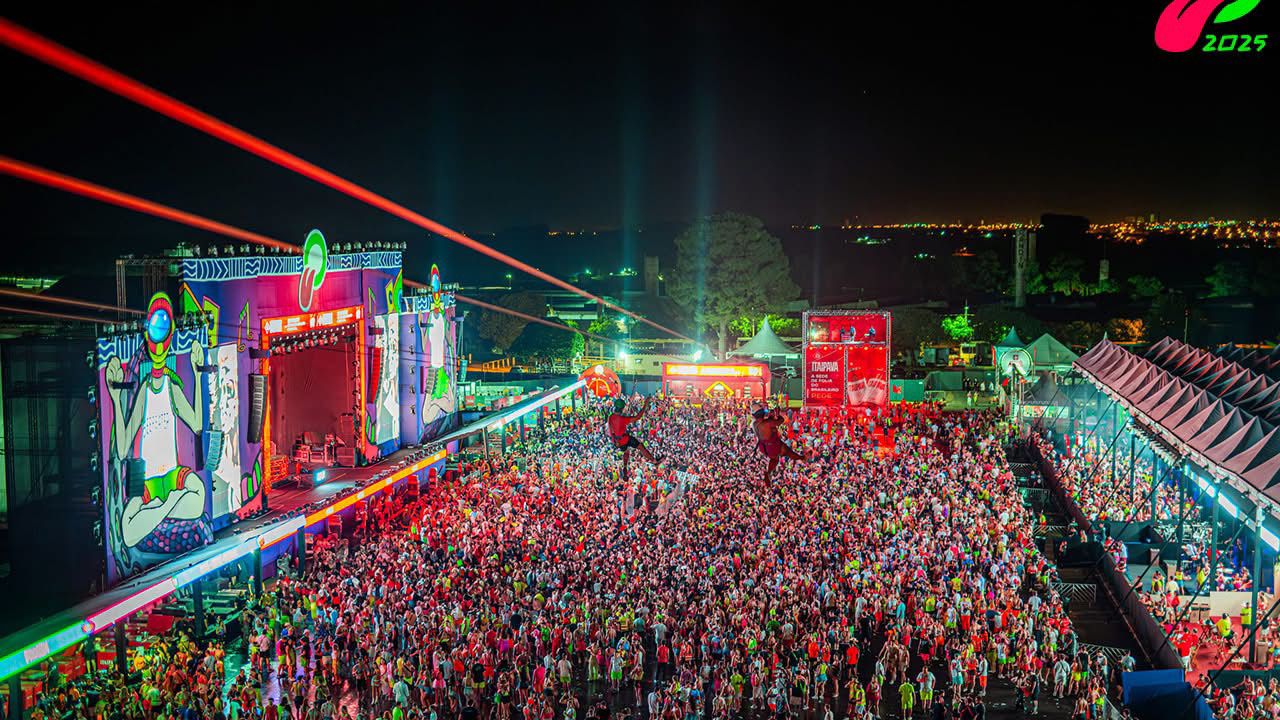 Pista com entrada gratuita, Frontstage ou Camarotes: descubra qual espaço combina mais com você no OBA Festival