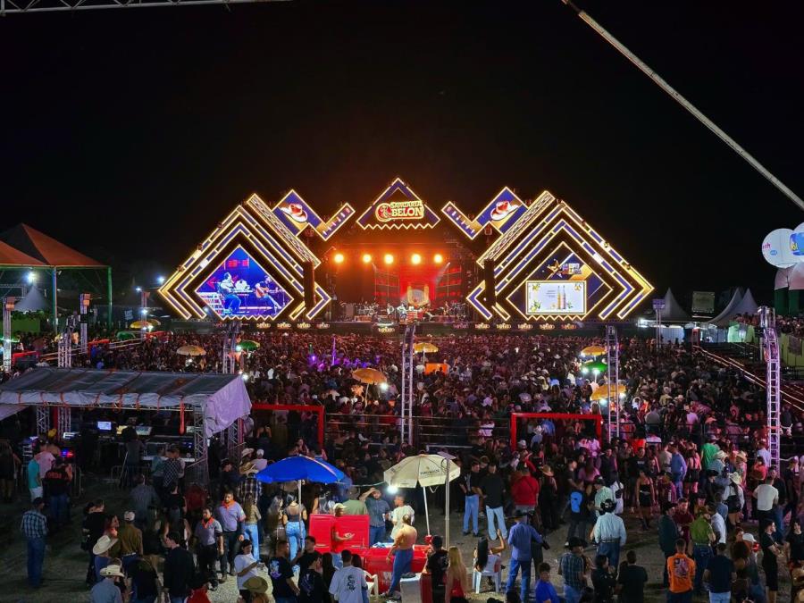 Jales Rodeio Music se despede em grande estilo após quatro dias de festa inesquecível