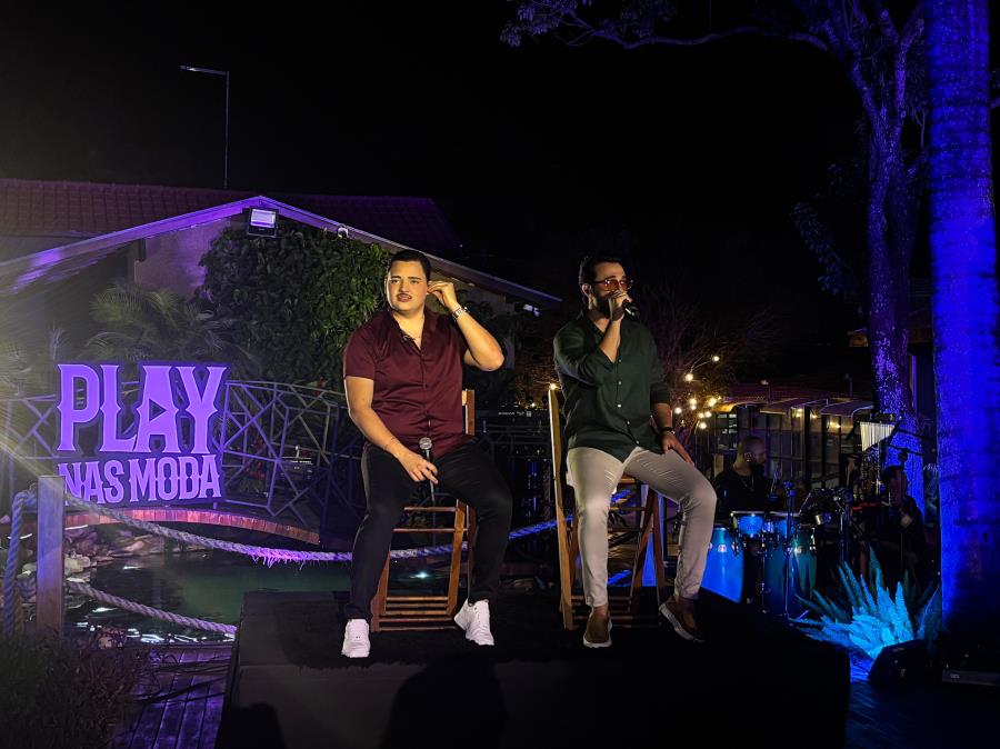 “Play nas Modas”: Zé Vitor e Matheus transformam noite histórica em espetáculo no Rancho de Maria