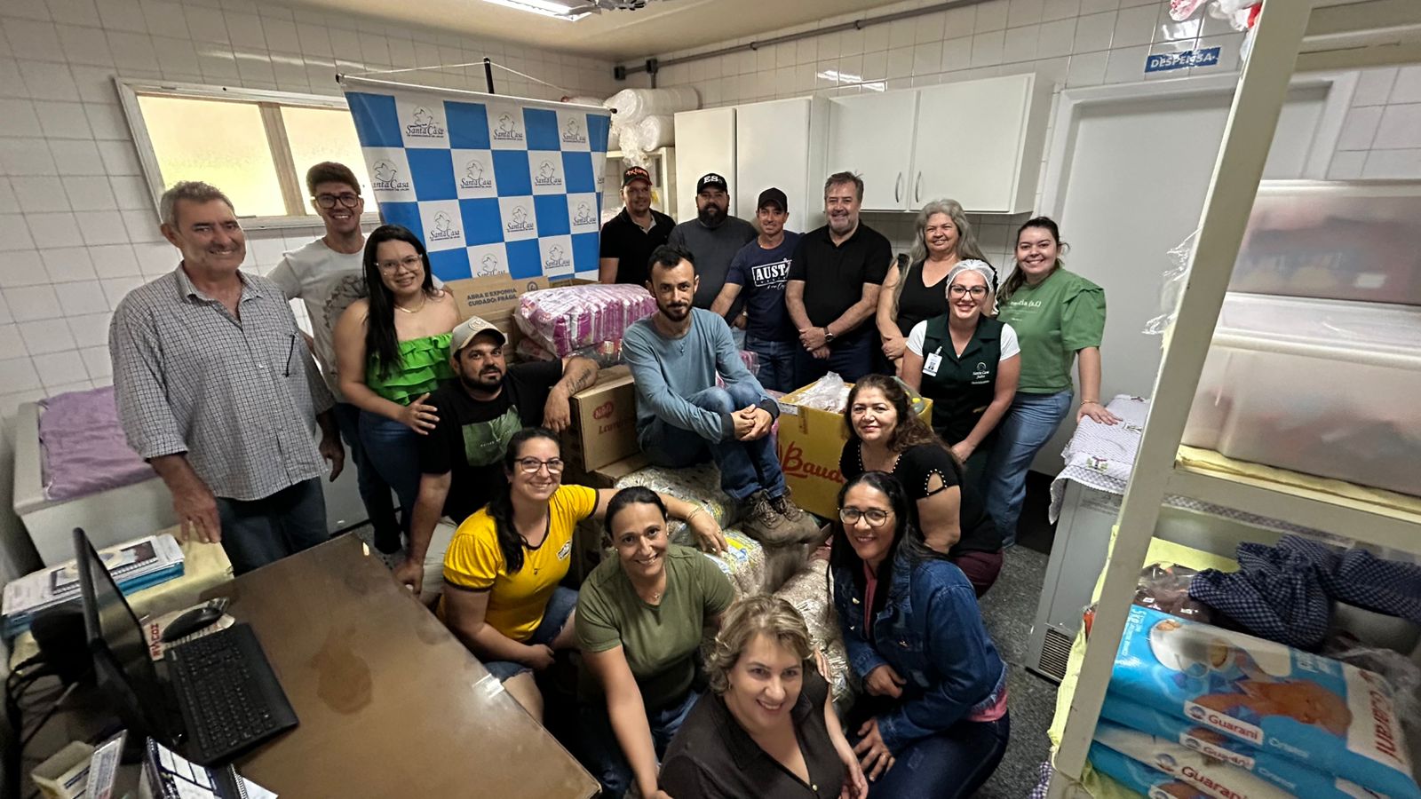I Arraiá do Bem de Santa Salete arrecada mais de 1tonelada de alimentos para Santa Casa 