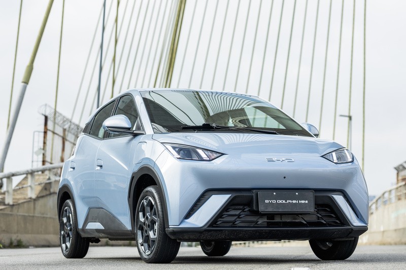 BYD cresce 73% no trimestre e quebra recorde com mais de 16 mil emplacamentos em março