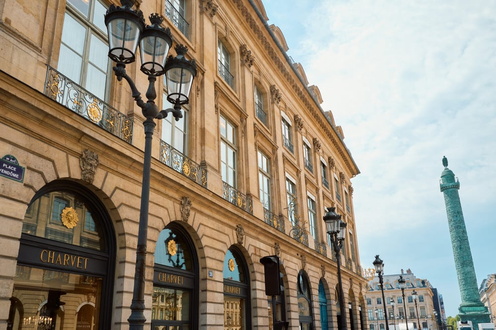 Chanel adquire a Charvet, a mais antiga camisaria do mundo