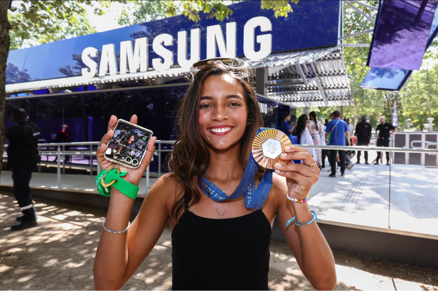 Atleta da Samsung, Rayssa Leal revela bastidor: 'Estava nervosa e com medo de não ir bem'