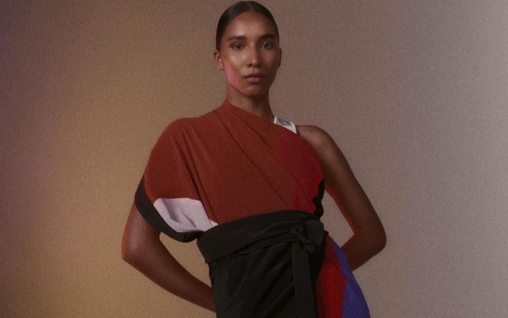 Iara Wisnik leva poesia e moda autoral para novo endereço no Jardins