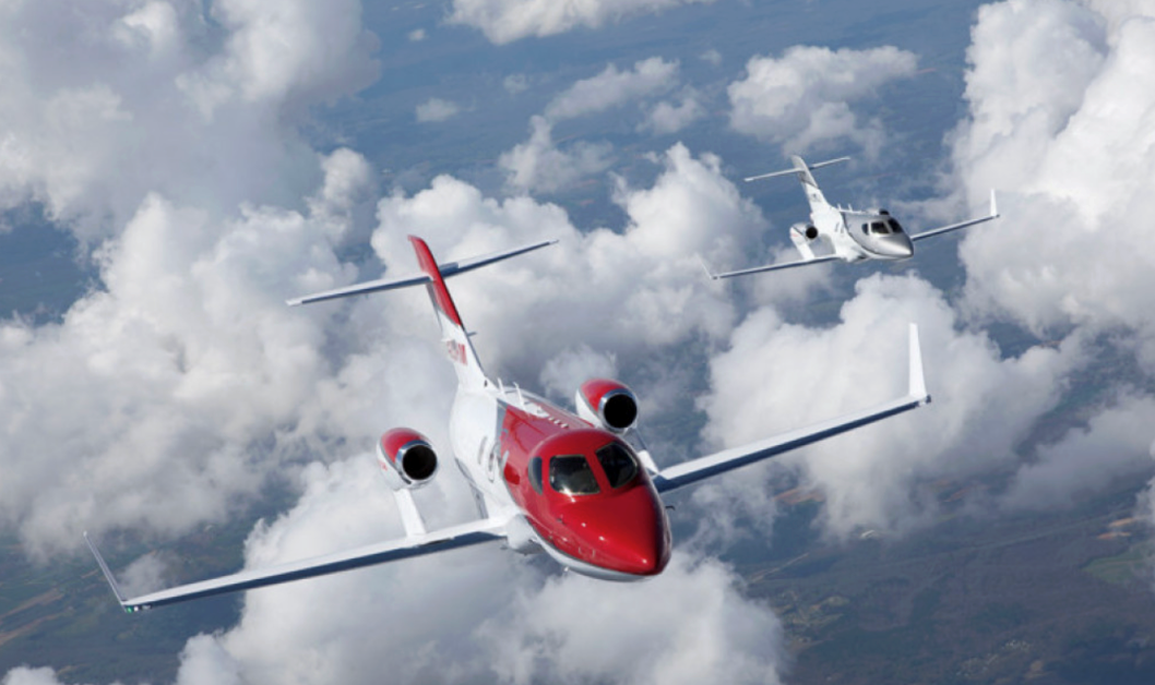 HondaJet Elite II recebe certificação inédita da FAA para pouso autônomo de emergência