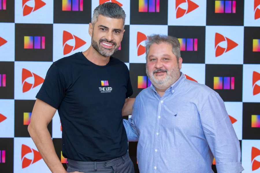 The LED adquire a empresa Retail Media e investirá R$ 200 milhões para liderar o mercado de mídia digital in-store no Brasil