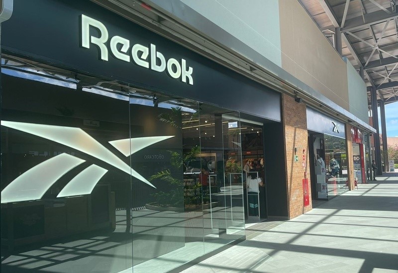 Reebok inaugura sua primeira loja física no Brasil