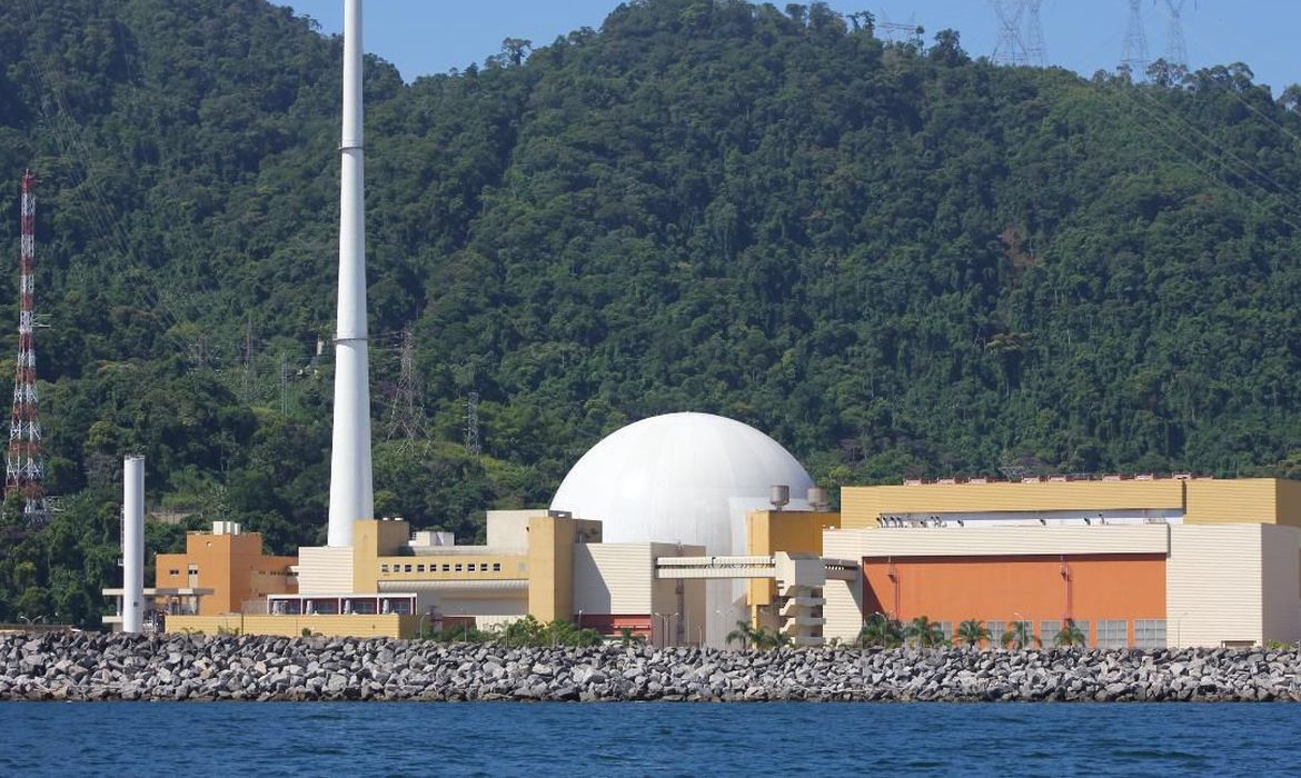 Usina Nuclear Angra 2 faz parada de 48 dias para troca de combustível