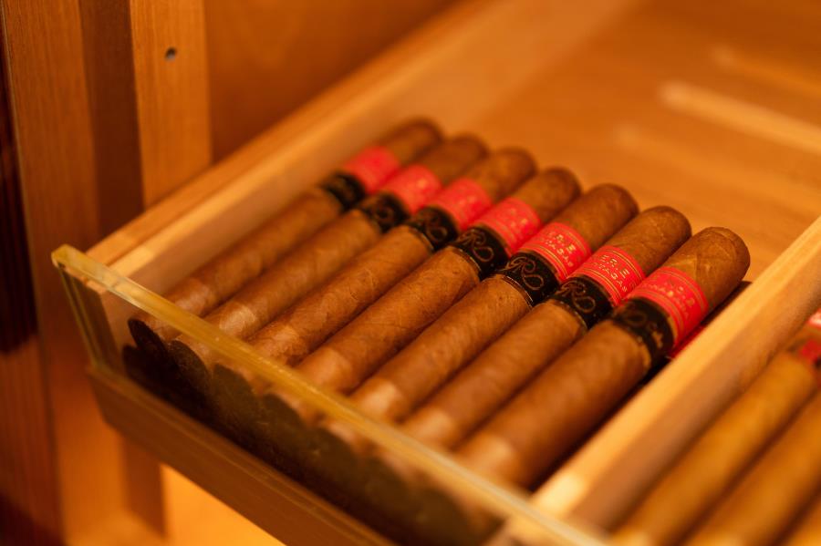 Monte-Carlo Cigar Club eleva o ritual do charuto ao ápice da sofisticação