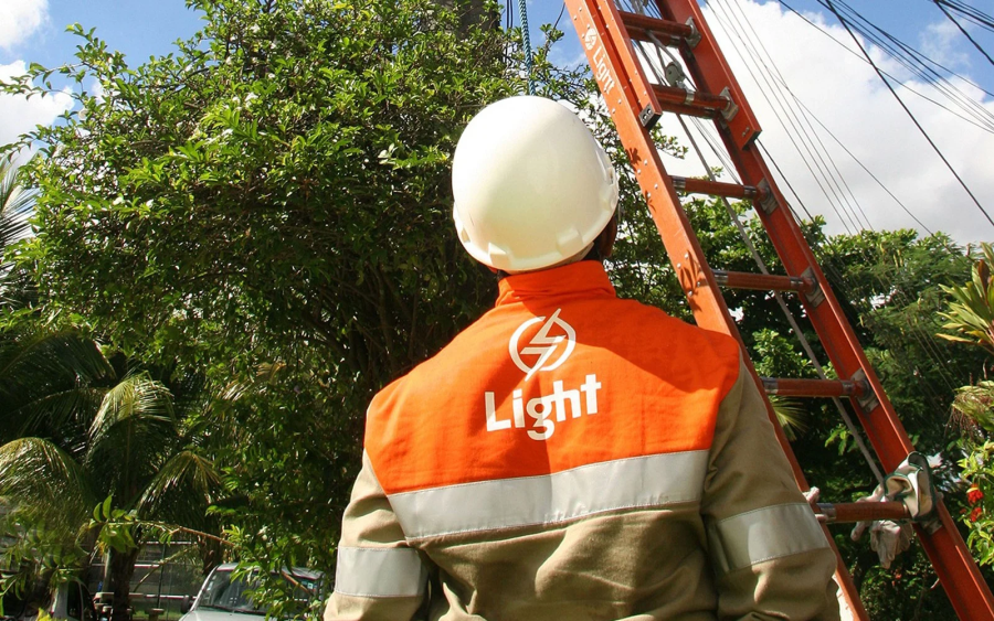 Light anuncia R$ 10 bilhões em investimentos após renovar concessão no Rio