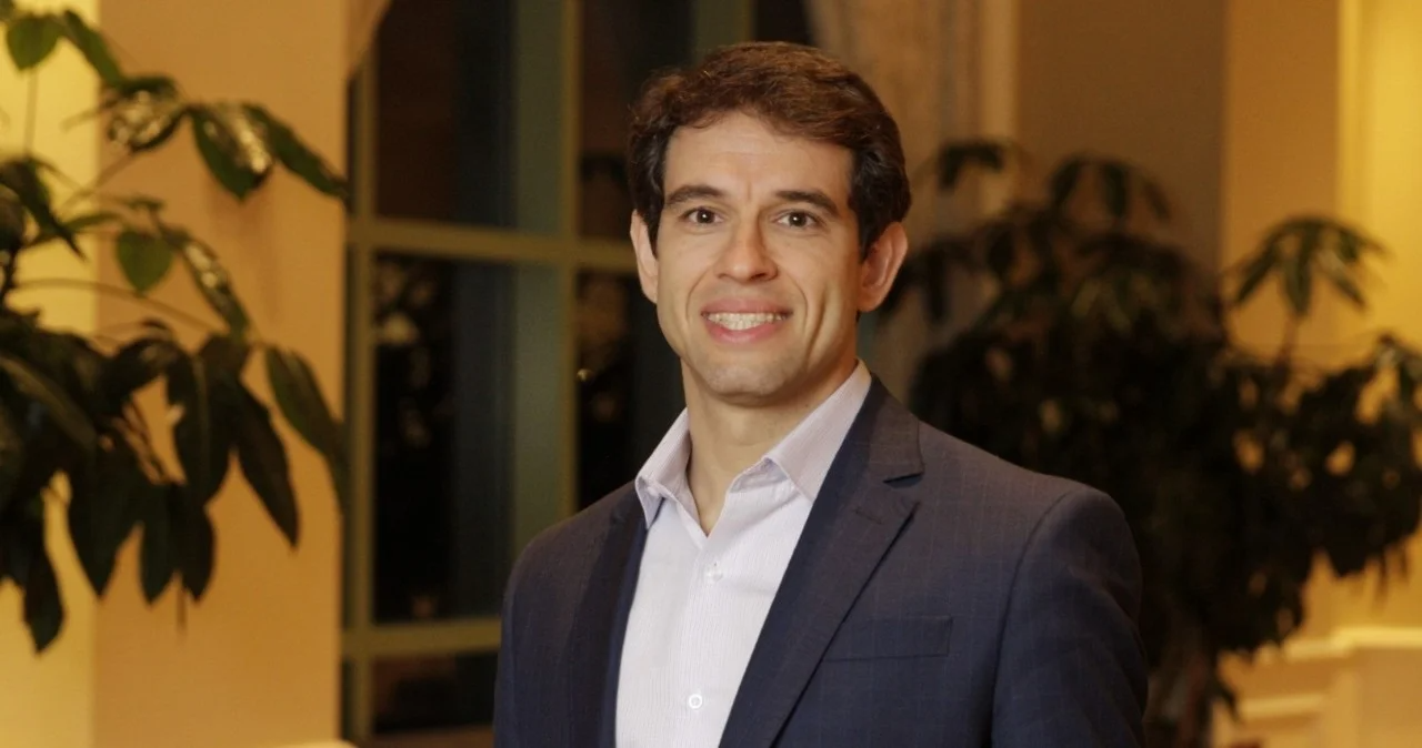 Nove em cada dez CEOs no Brasil esperam por impacto decisivo da IA no negócio