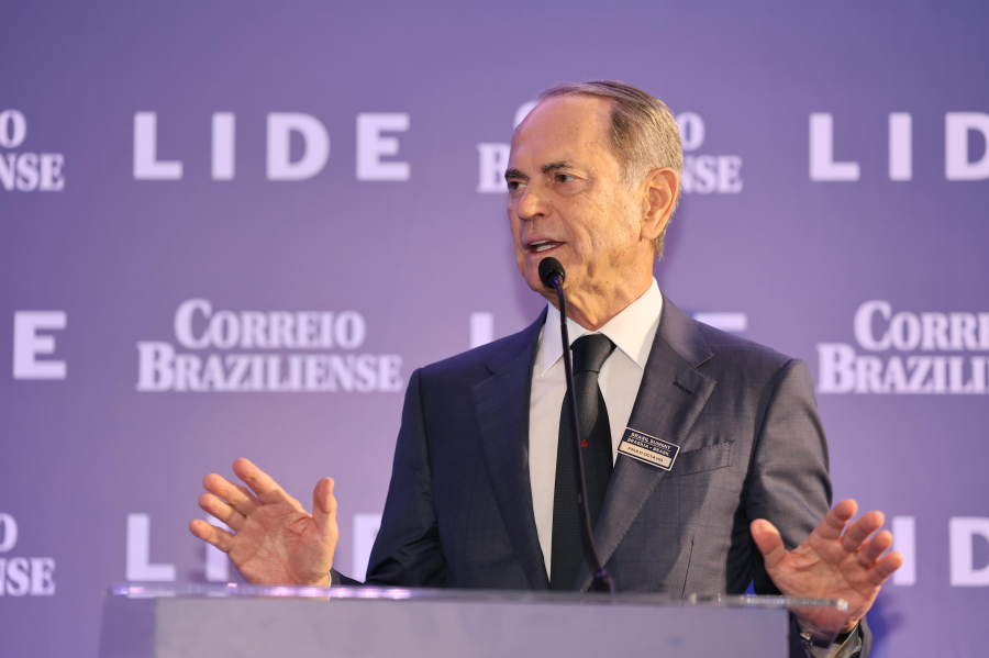 Paulo Octávio alerta para impacto dos juros altos e defende maior presença de empresários na política 