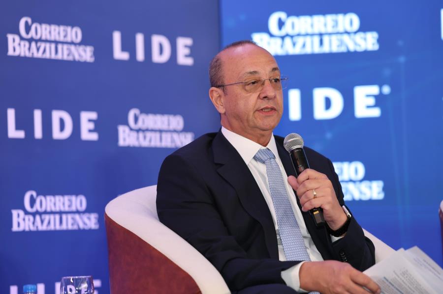Vander Costa, da CNT, defende múltiplas soluções para a transição energética no transporte