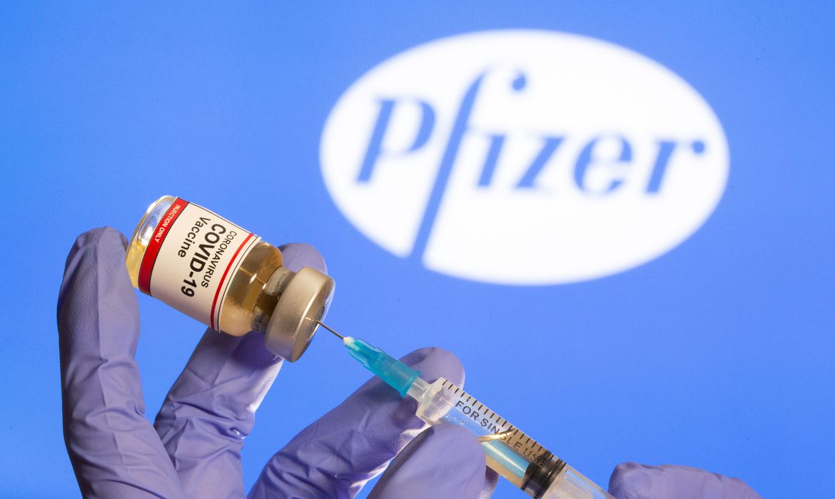 Pfizer planeja ter mais de 1,3 bilhão de vacinas contra covid em 2021