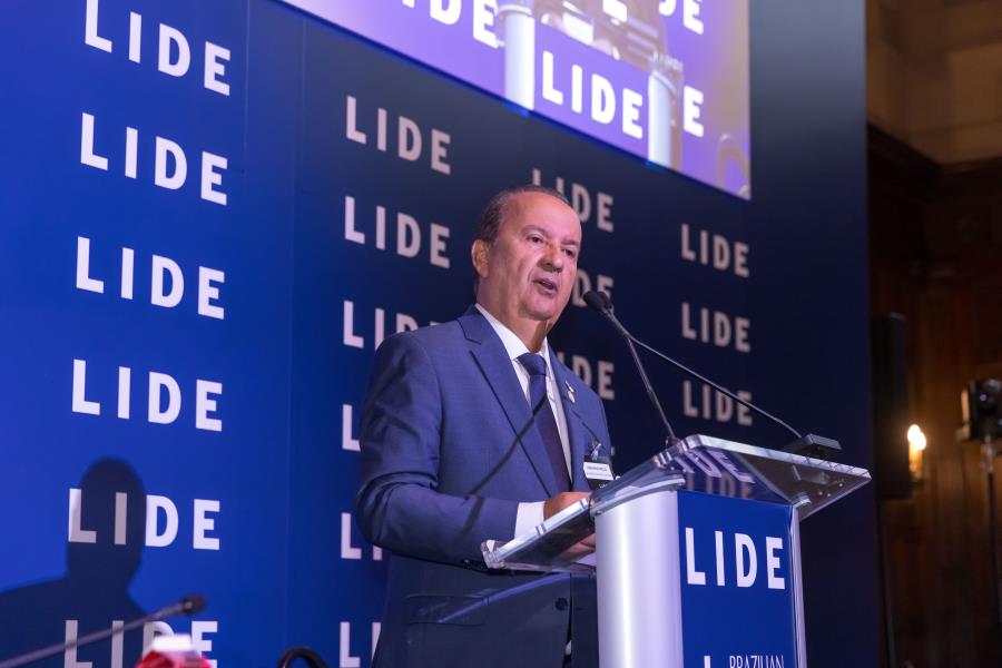 “Quem paga boleto tem privilégio em Santa Catarina”: Jorginho Mello apresenta modelo de gestão focado em competitividade e ambiente pró-negócios